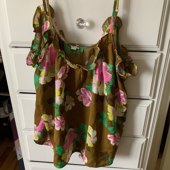 🦋✨ 2/15$ TOPS ✨🦋  Aerie floral silky top - Picture 6 of 8